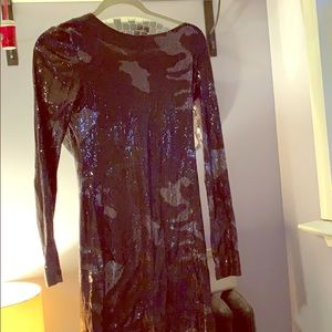 Long sleeve sequined dress !